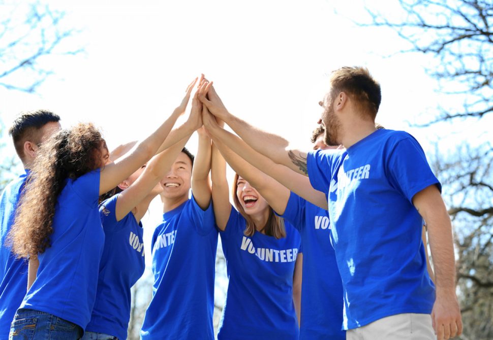 Group-of-volunteers-in-park-on